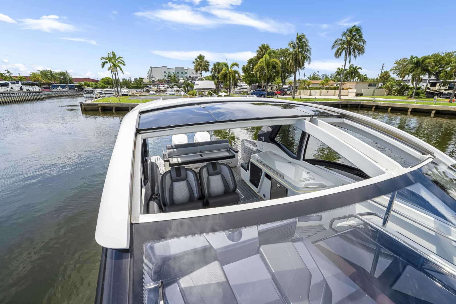 2023 Galeon 375 GTO - Photo 15