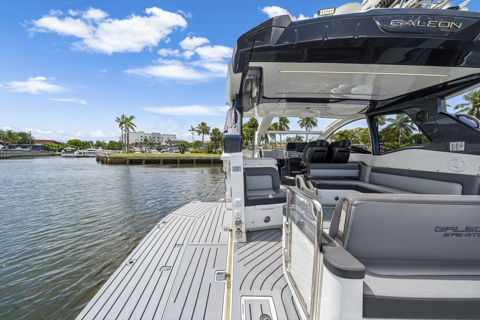 2023 Galeon 375 GTO - Photo 32