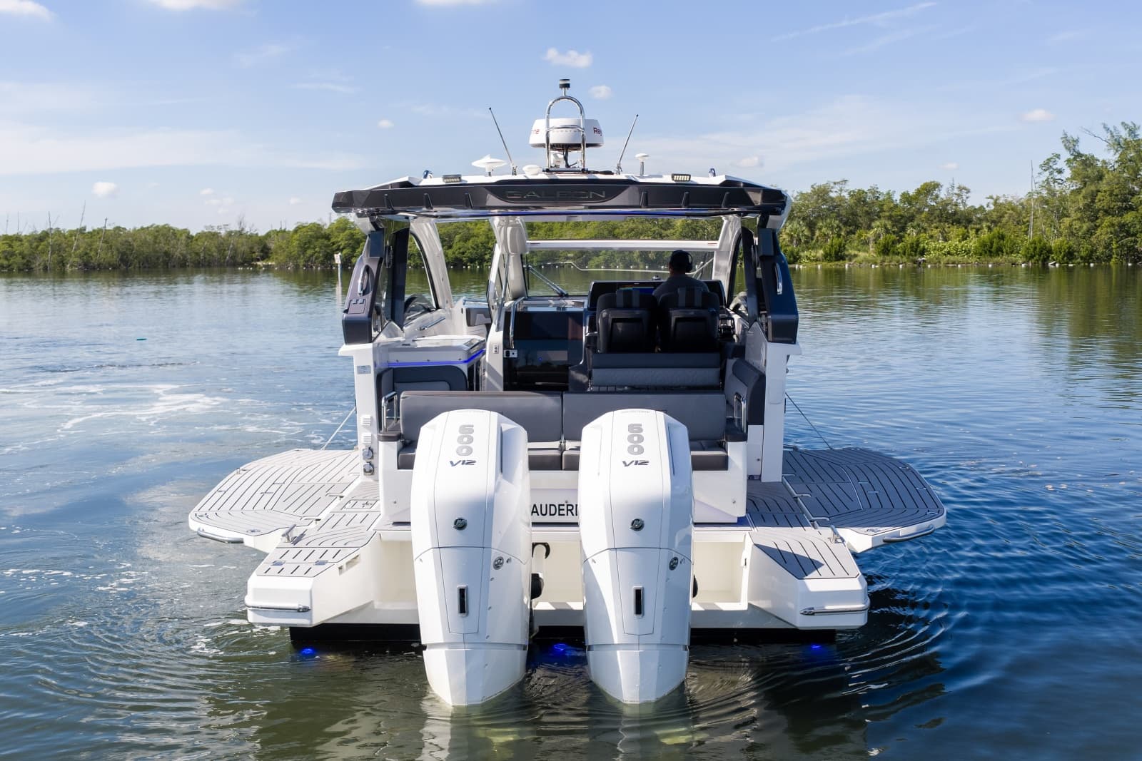 2023 Galeon 375 GTO - Photo 8