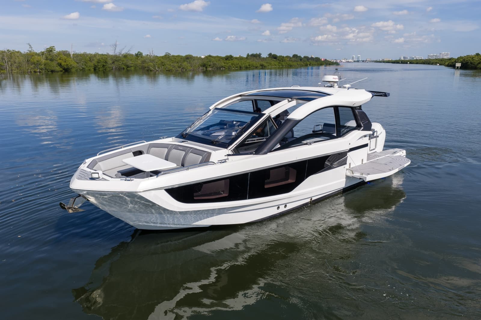 2023 Galeon 375 GTO - Photo 3