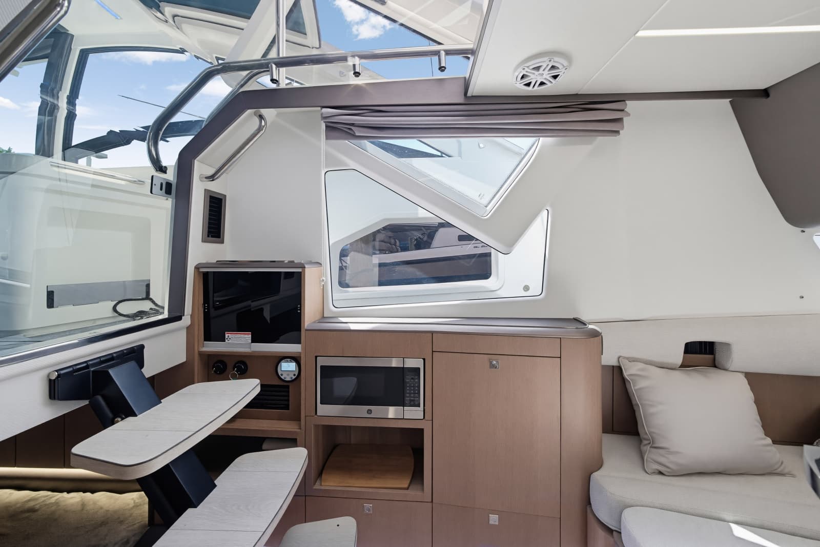 2023 Galeon 375 GTO - Photo 47
