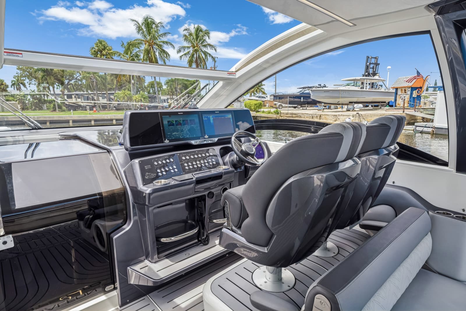 2023 Galeon 375 GTO - Photo 24