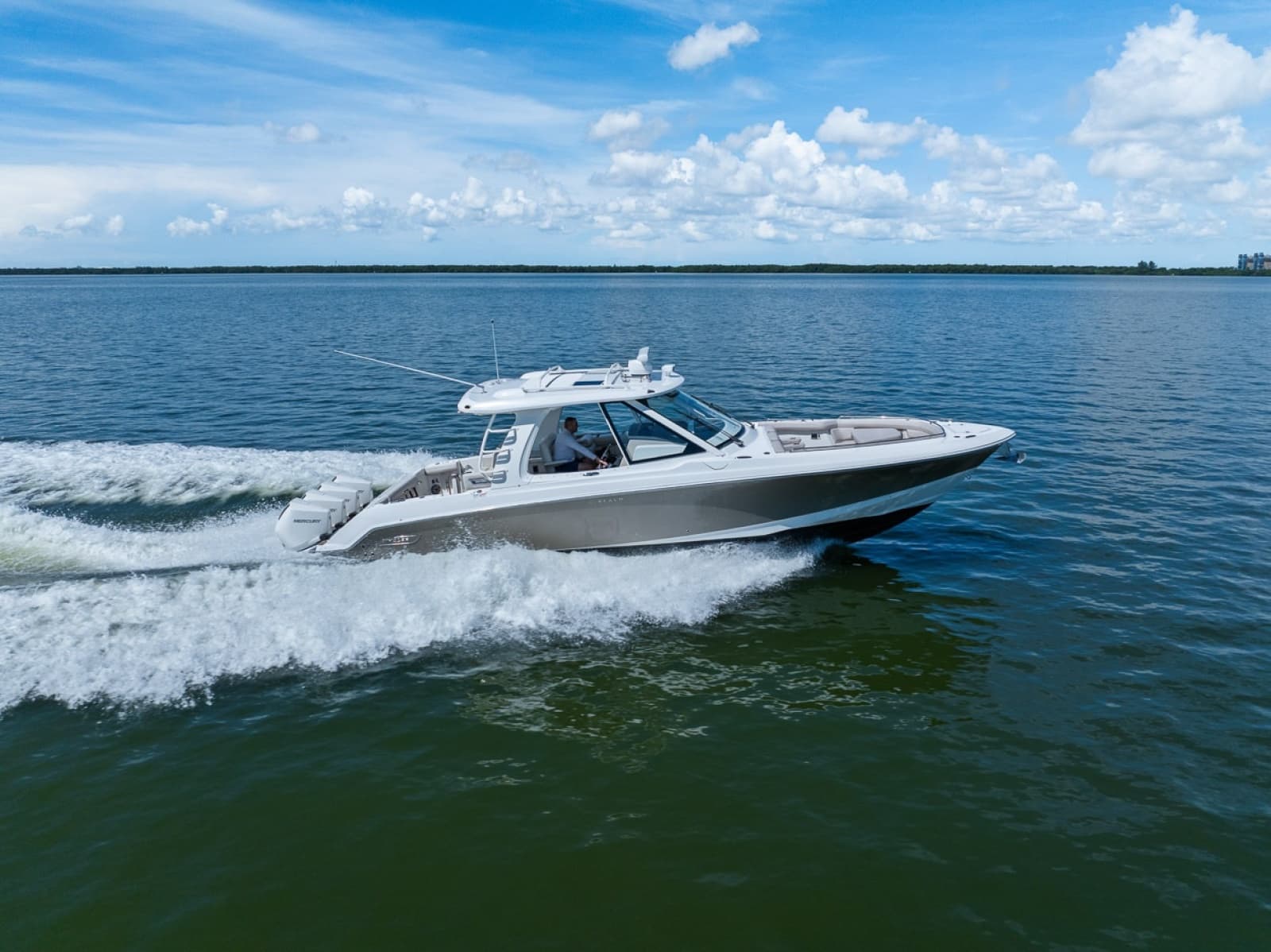 2020 Boston Whaler 380 Realm - Photo 32