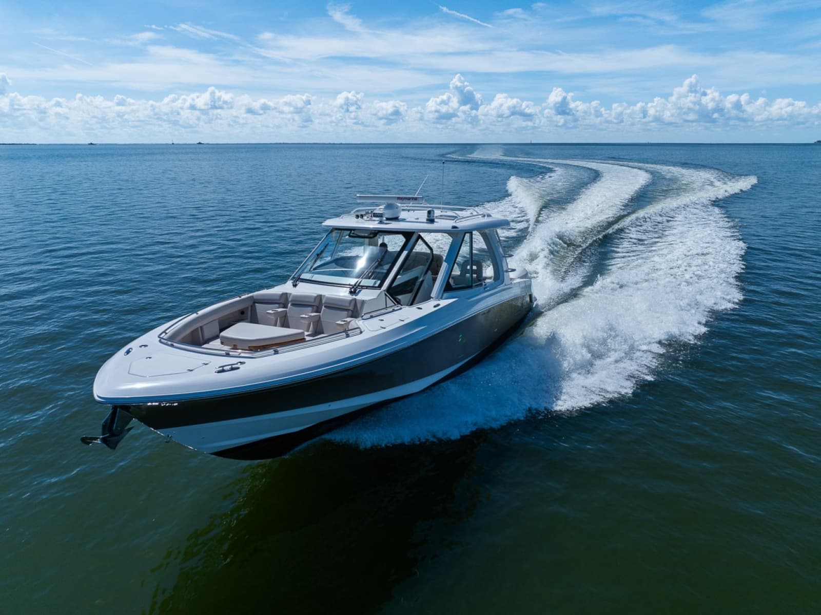 2020 Boston Whaler 380 Realm - Photo 35