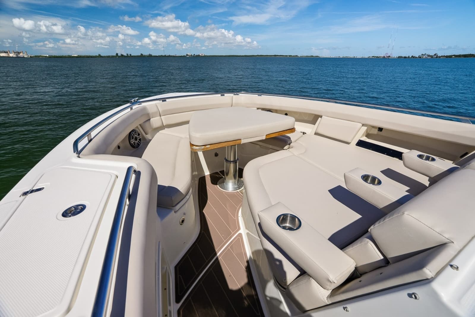 2020 Boston Whaler 380 Realm - Photo 13