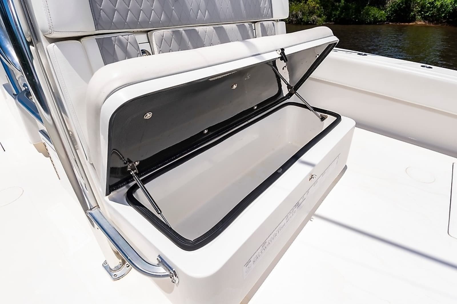 2022 SeaHunter 38 CTS - Photo 24