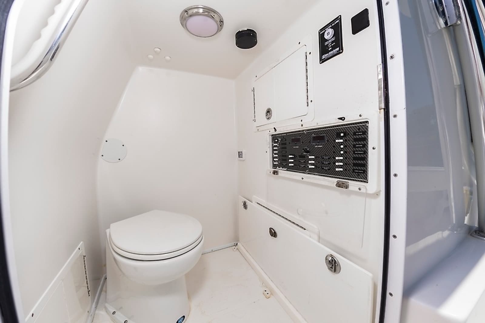 2022 SeaHunter 38 CTS - Photo 36