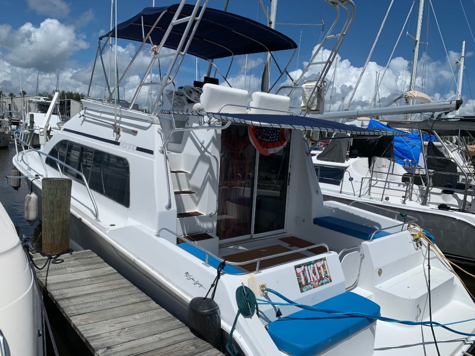 1996 Mainship 40 Sedan Bridge - Photo 1