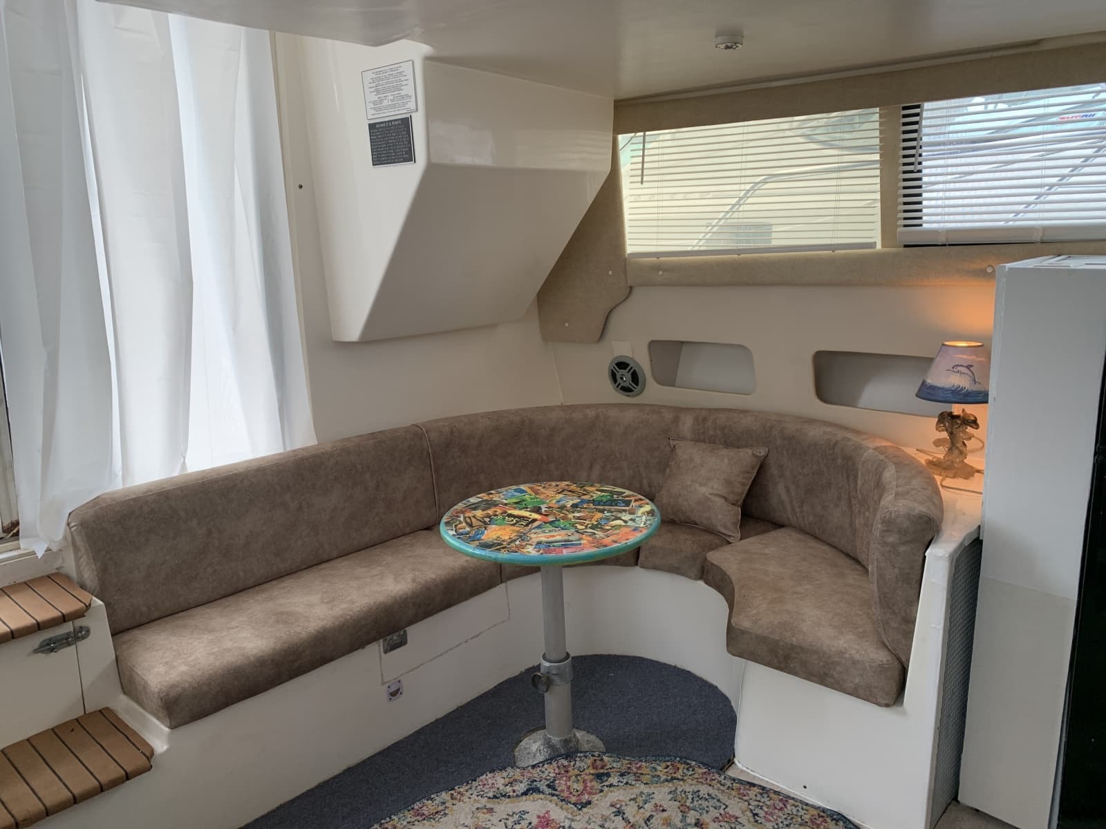 1996 Mainship 40 Sedan Bridge - Photo 6