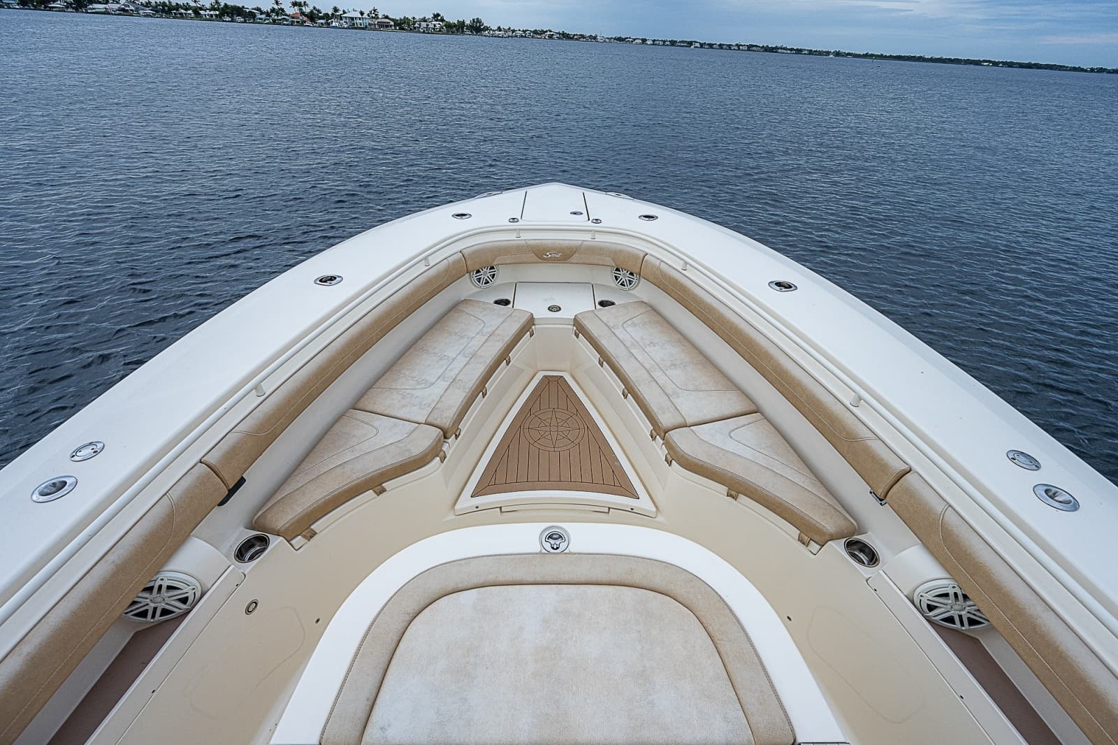 2018 Scout 355 LXF - Photo 16