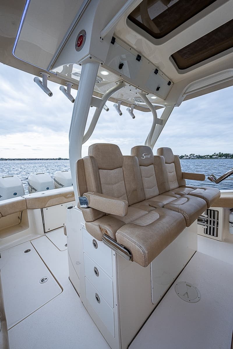 2018 Scout 355 LXF - Photo 34