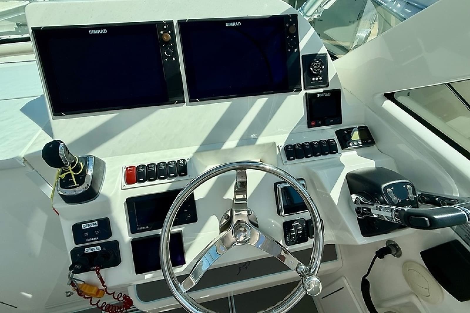 2018 Albemarle 29 Express - Photo 12