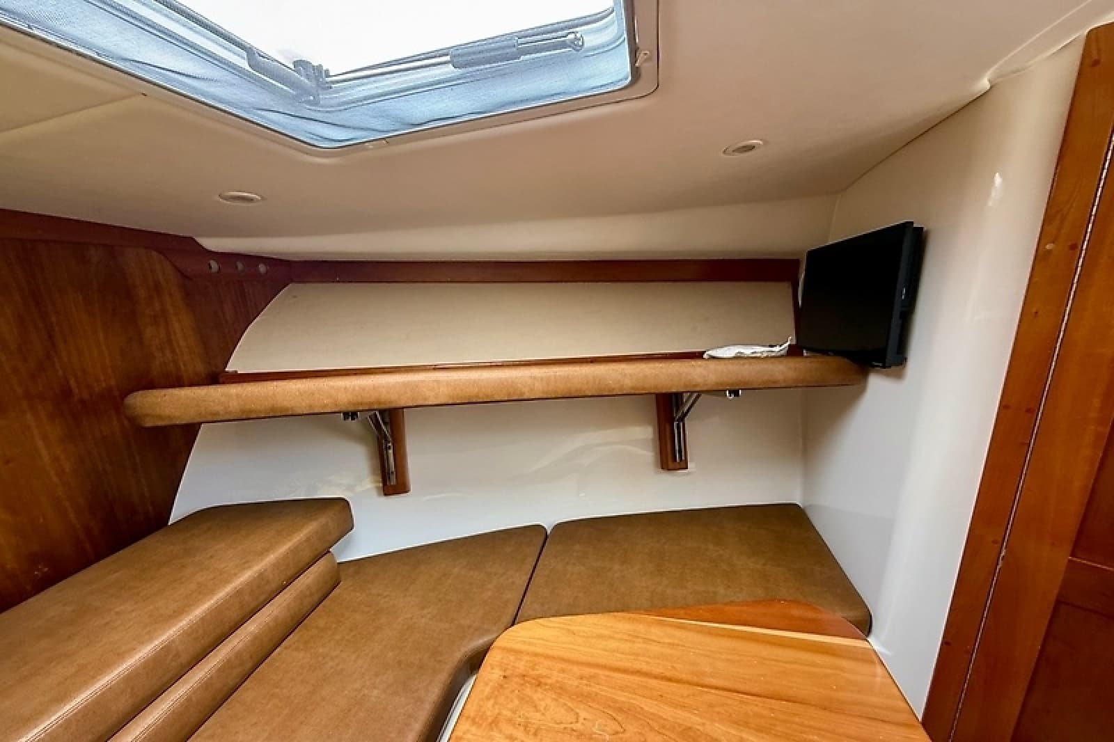2018 Albemarle 29 Express - Photo 21