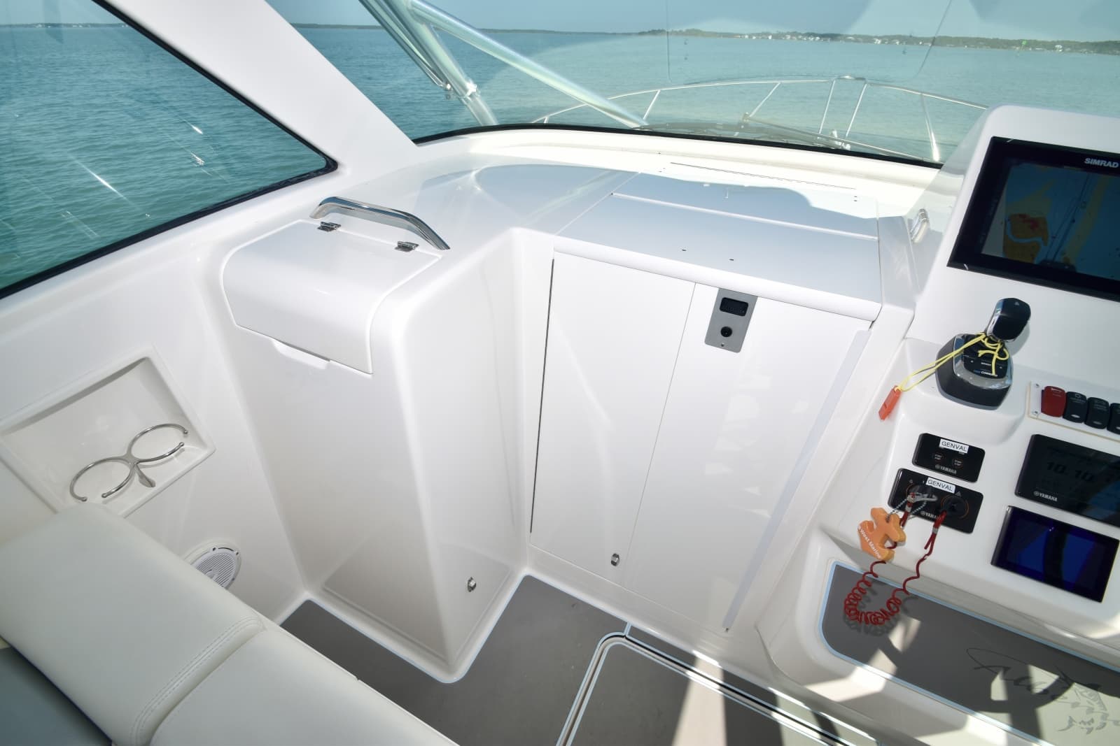 2018 Albemarle 29 Express - Photo 40