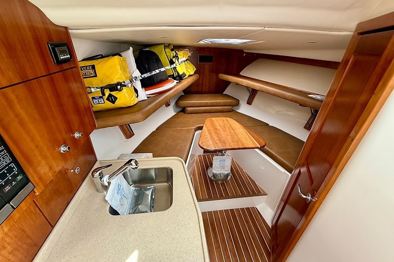 2018 Albemarle 29 Express - Photo 19