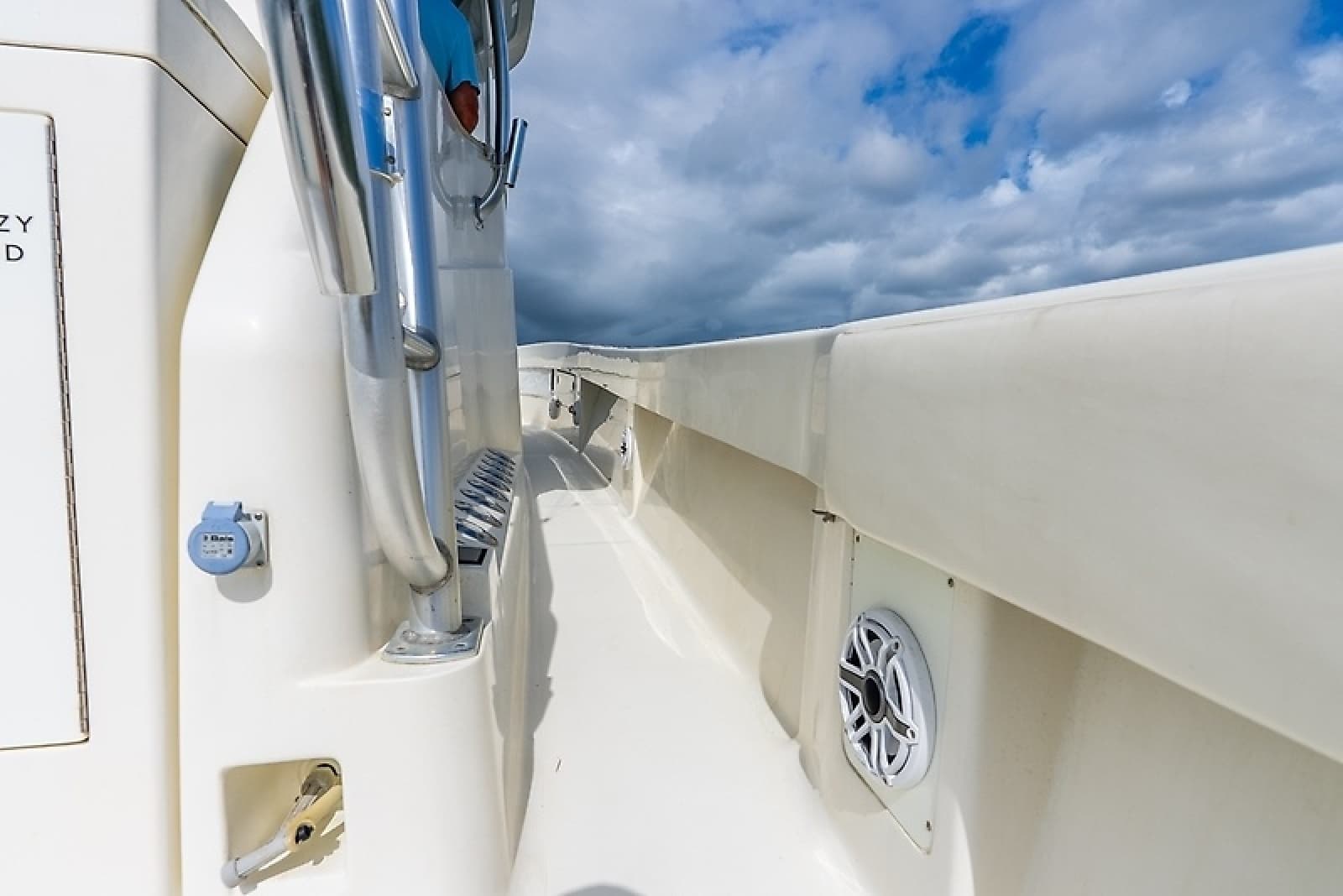 2015 SeaVee 430 Fisharound - Photo 8