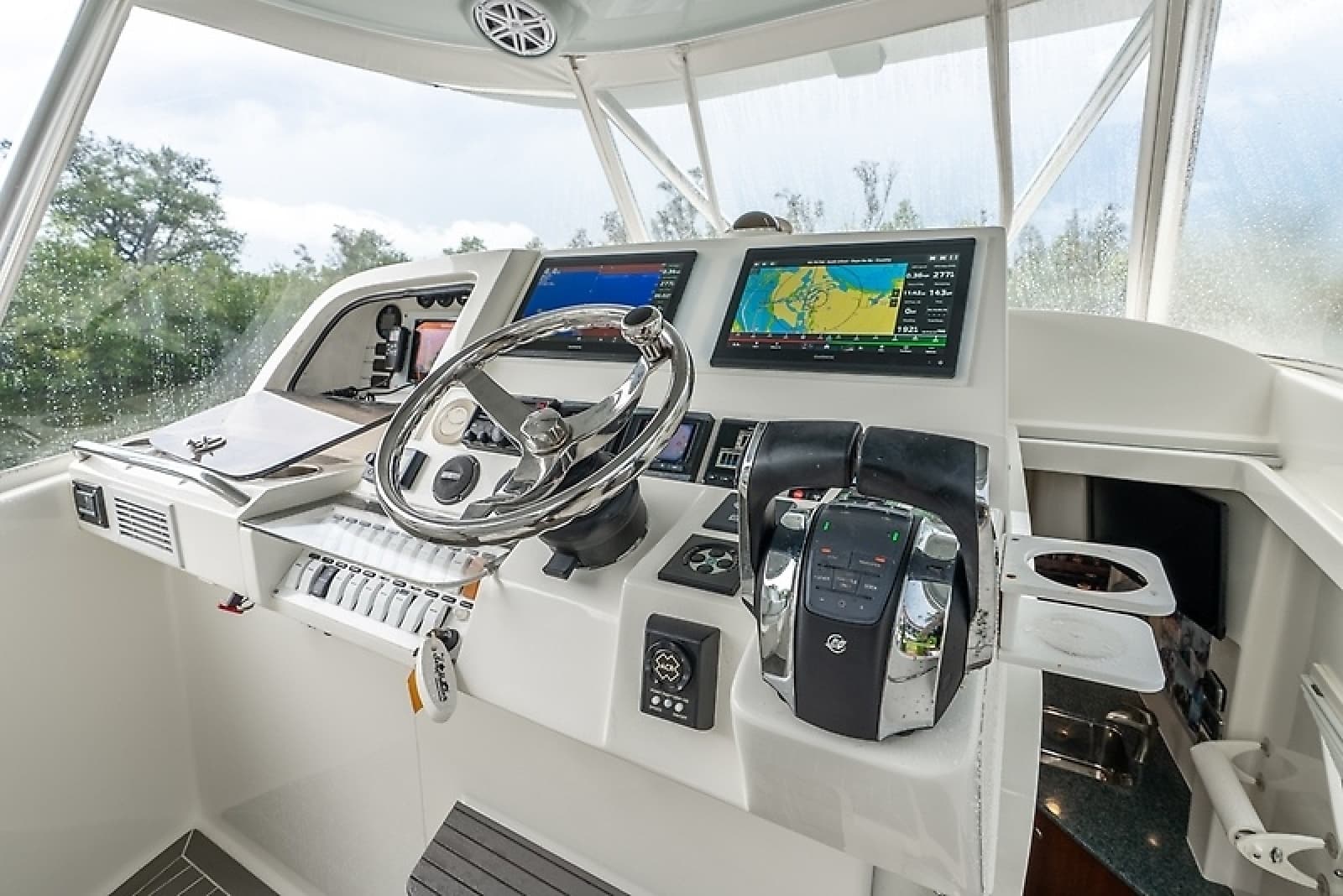 2015 SeaVee 430 Fisharound - Photo 33