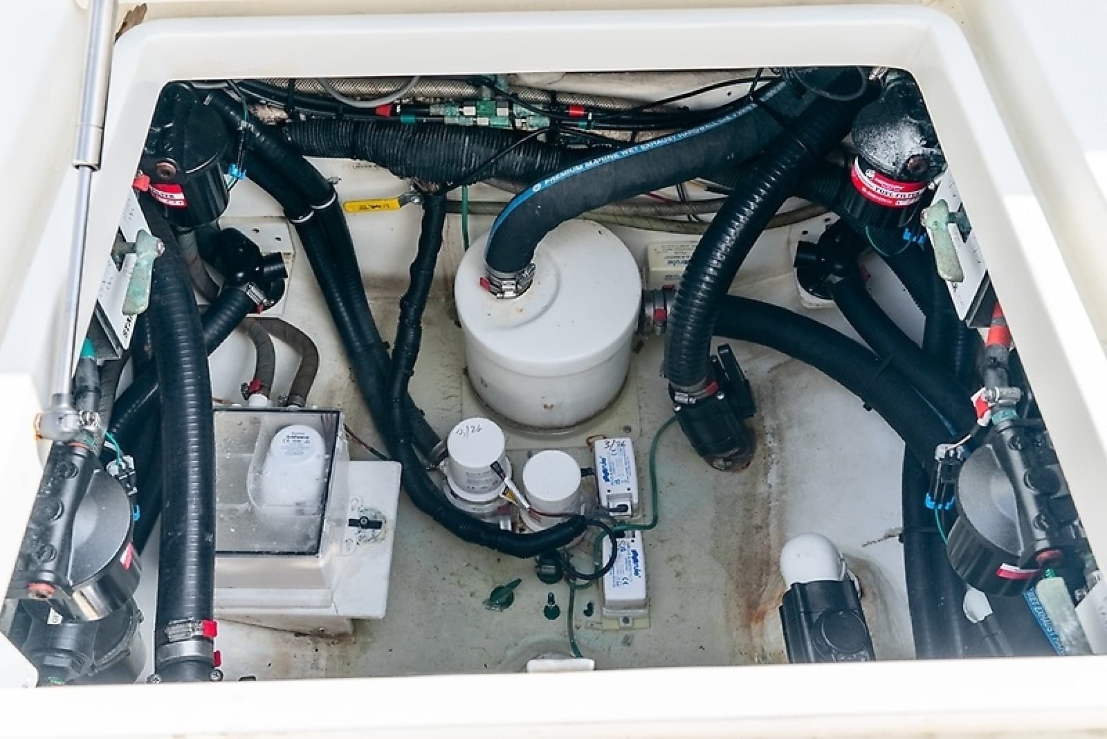 2015 SeaVee 430 Fisharound - Photo 22