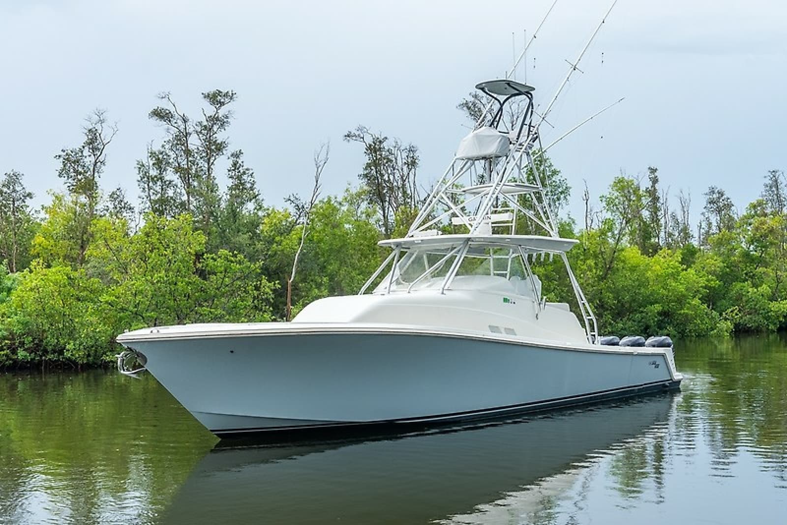 2015 SeaVee 430 Fisharound - Photo 1