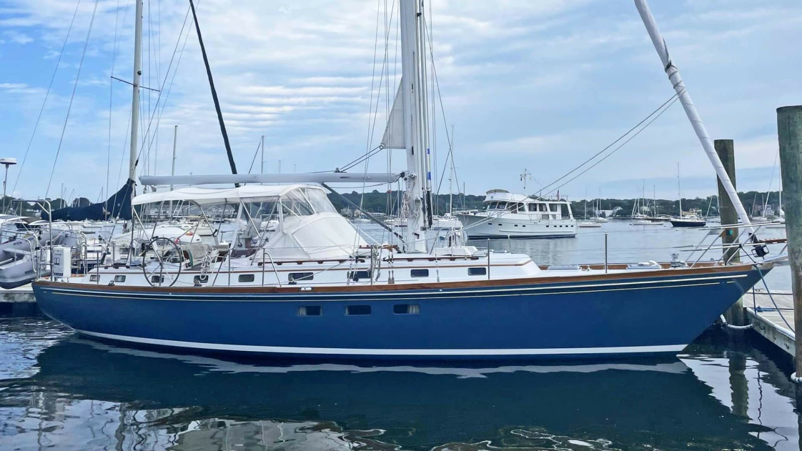 1990 Little Harbor 46 - Photo 1