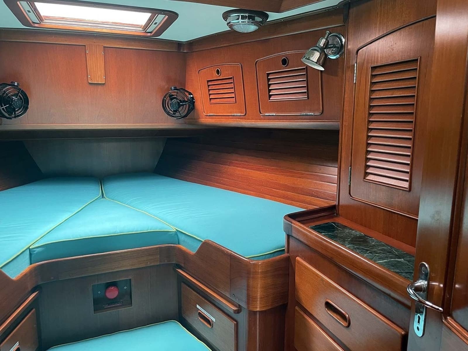 1990 Little Harbor 46 - Photo 26