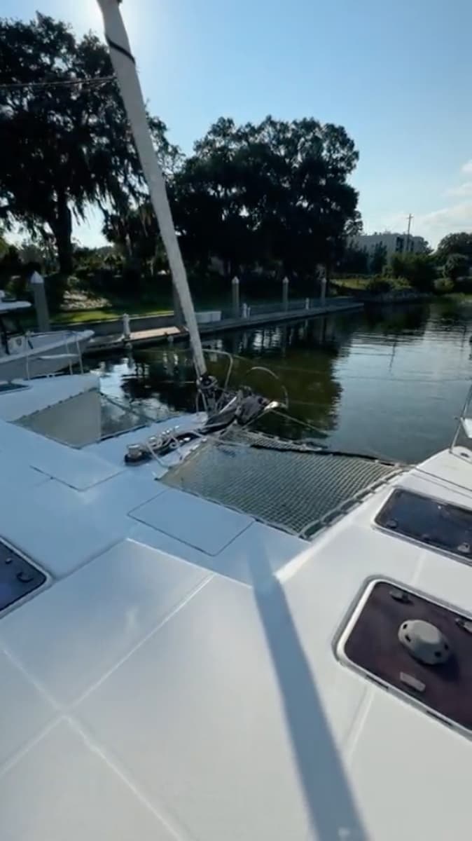 2014 Lagoon 421 - Photo 13