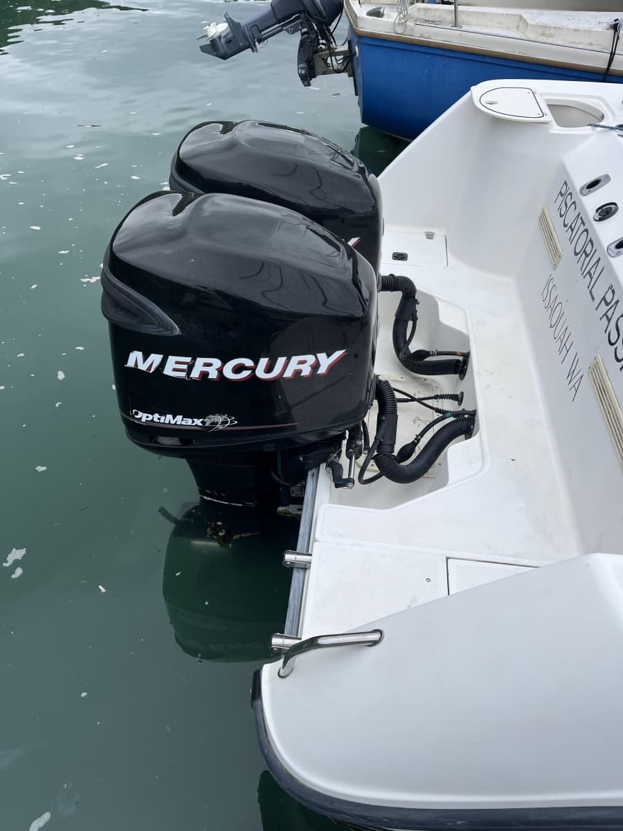 2001 Boston Whaler Conquest 28 - Photo 20