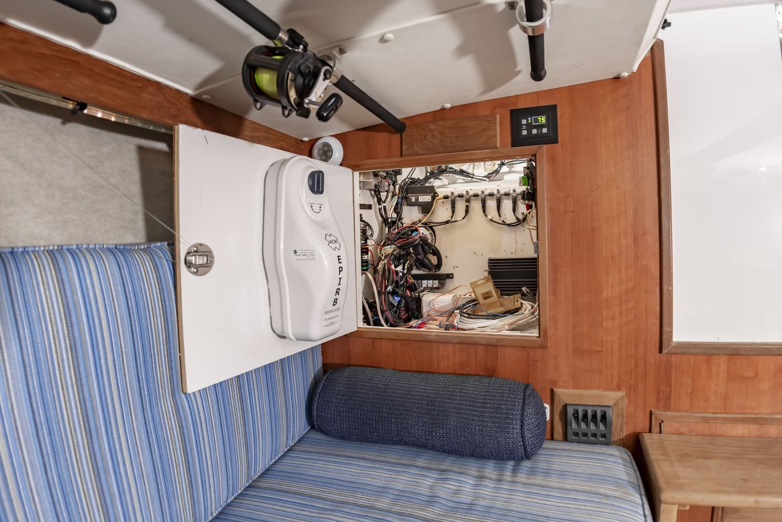 2006 Custom Carolina 36 Express - Photo 45