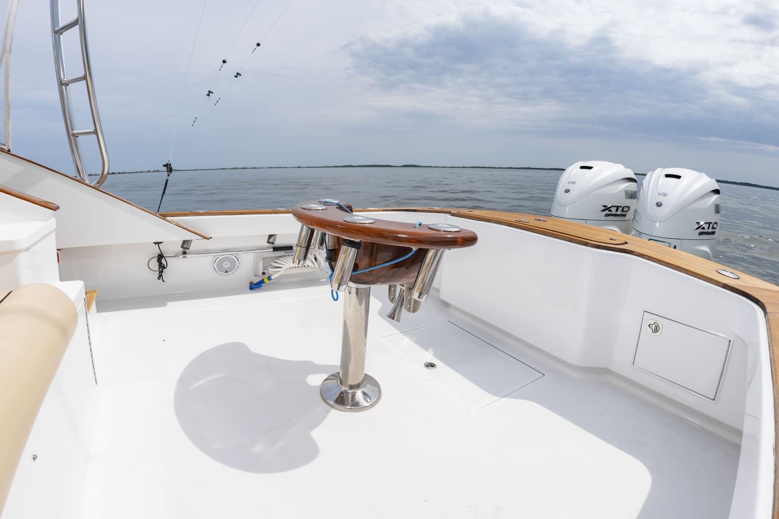 2006 Custom Carolina 36 Express - Photo 14