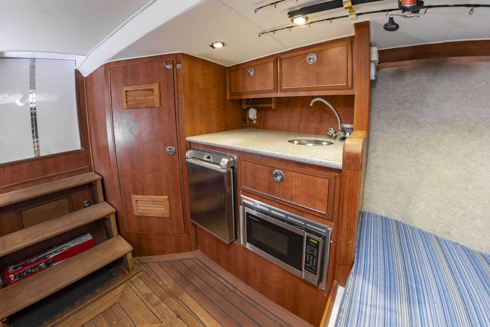 2006 Custom Carolina 36 Express - Photo 33