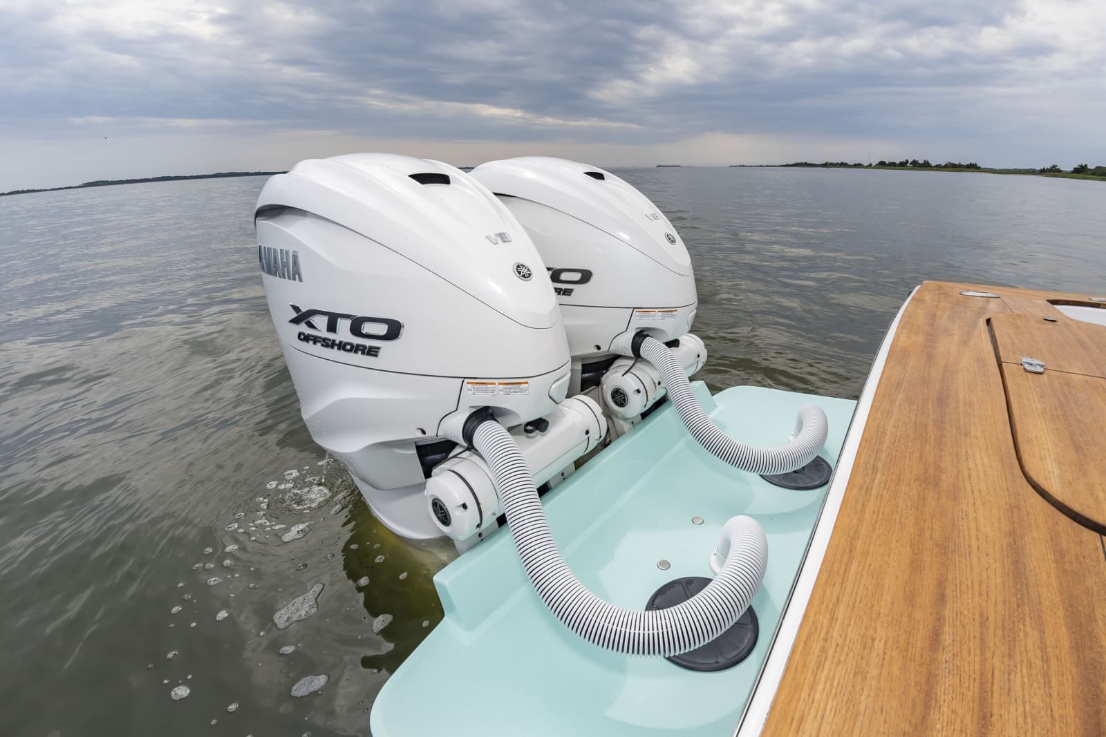 2006 Custom Carolina 36 Express - Photo 16