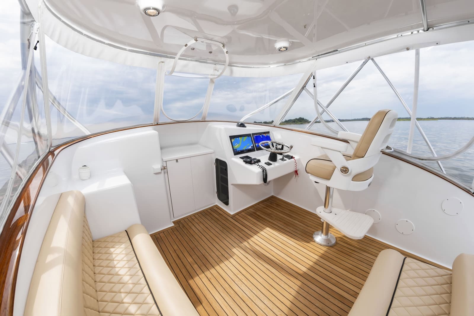 2006 Custom Carolina 36 Express - Photo 18
