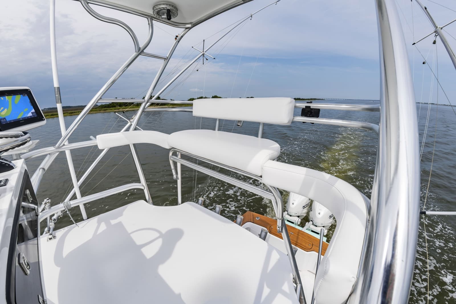 2006 Custom Carolina 36 Express - Photo 29