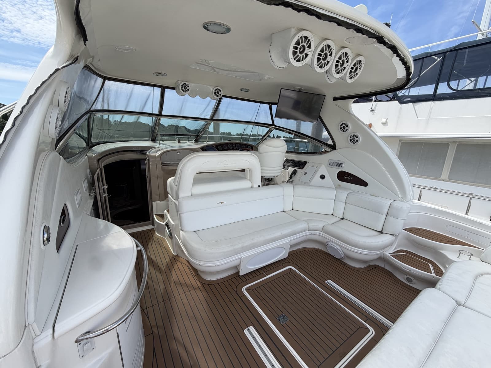 2002 Sea Ray 510 Sundancer - Photo 6