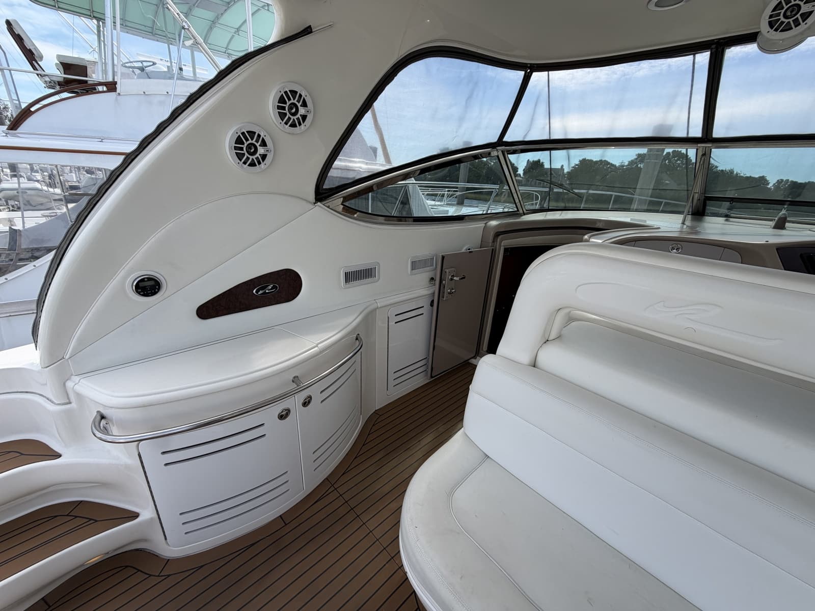 2002 Sea Ray 510 Sundancer - Photo 10