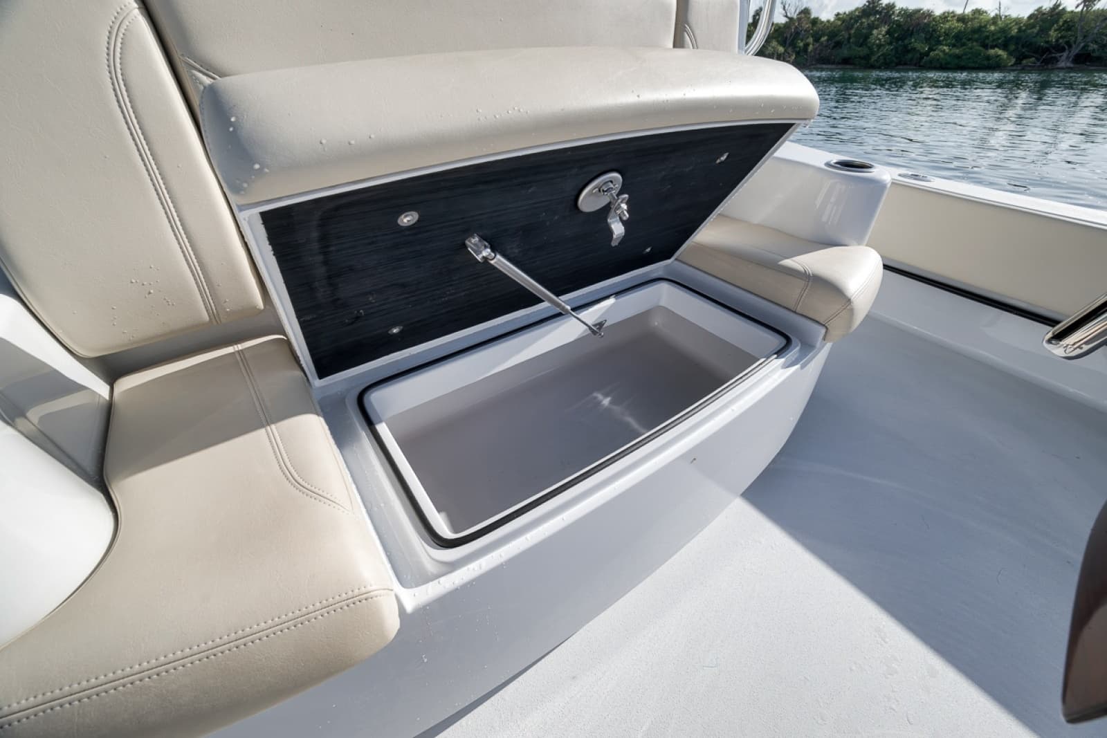 2024 Conch 41 - Photo 39