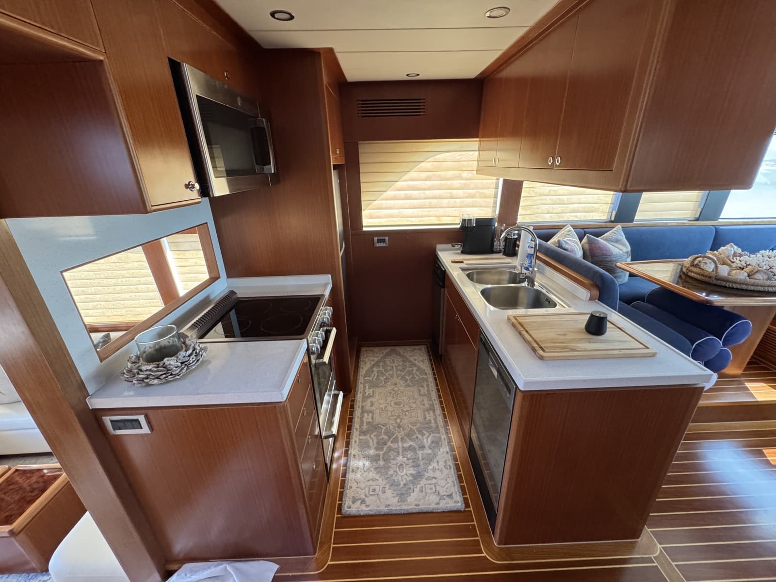 2023 Apollonian Yachts Apollonian Yachts 52 Pilothouse - Photo 11