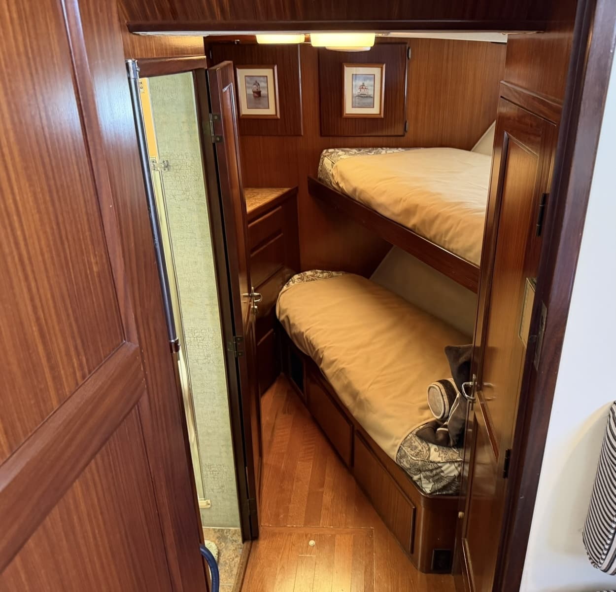 1986 Hatteras CPMY - Photo 32