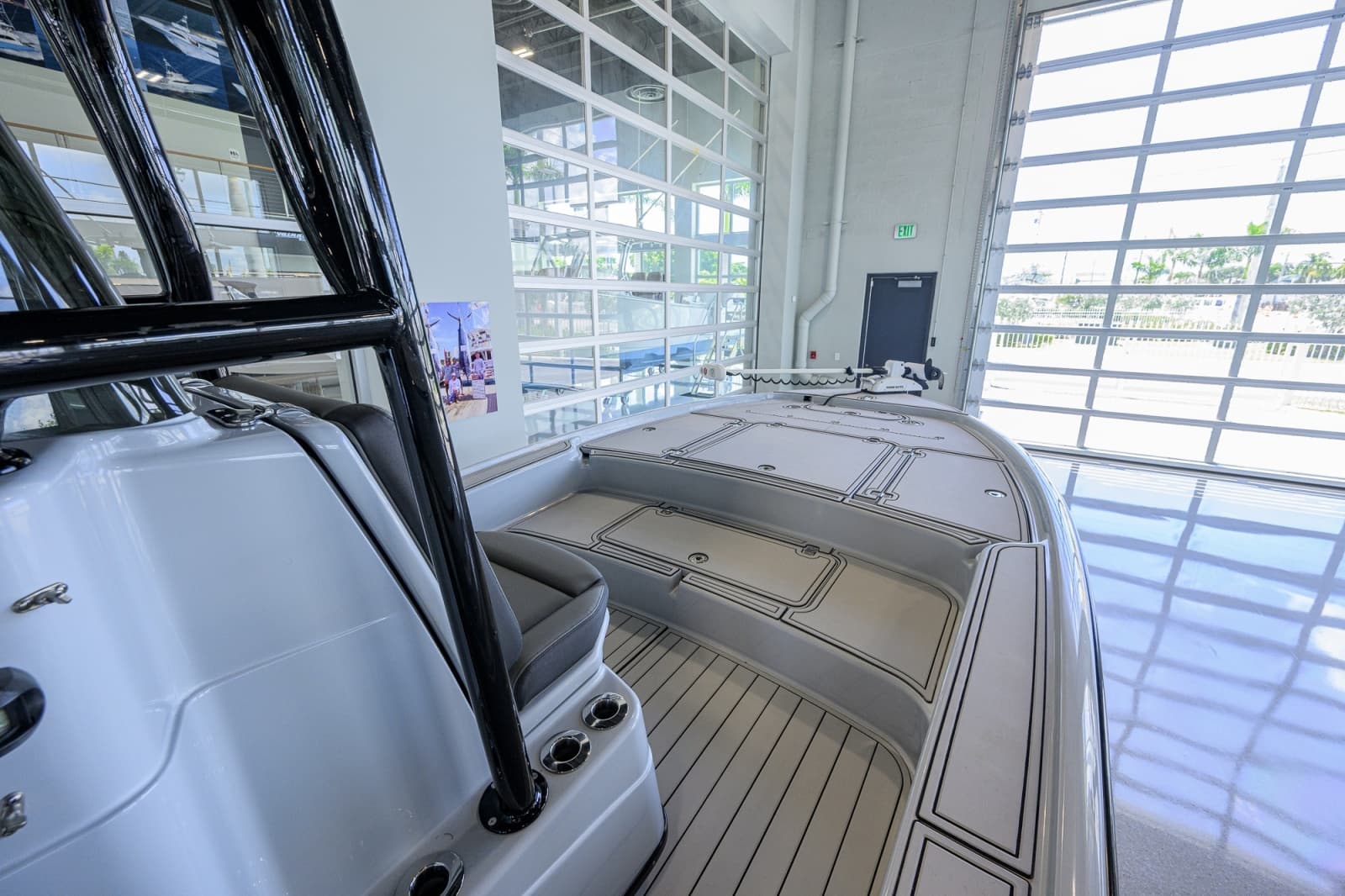 2017 Yellowfin 24 Bay CE - Photo 6