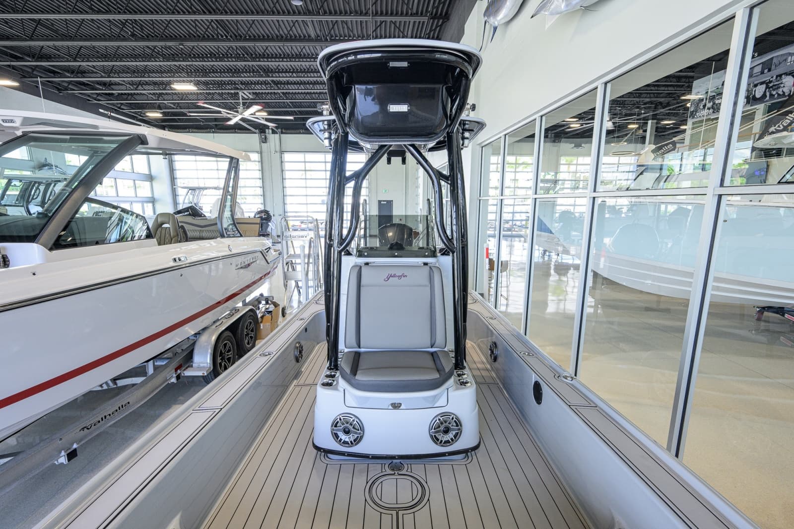 2017 Yellowfin 24 Bay CE - Photo 13