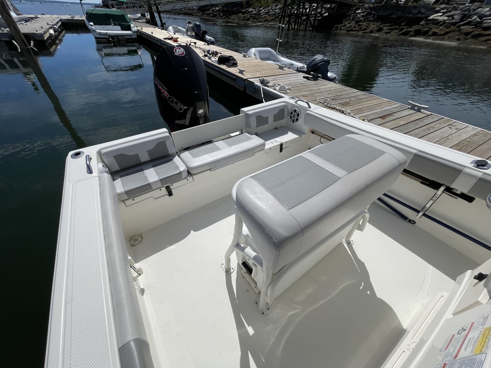 2023 Mako 214 CC - Photo 27