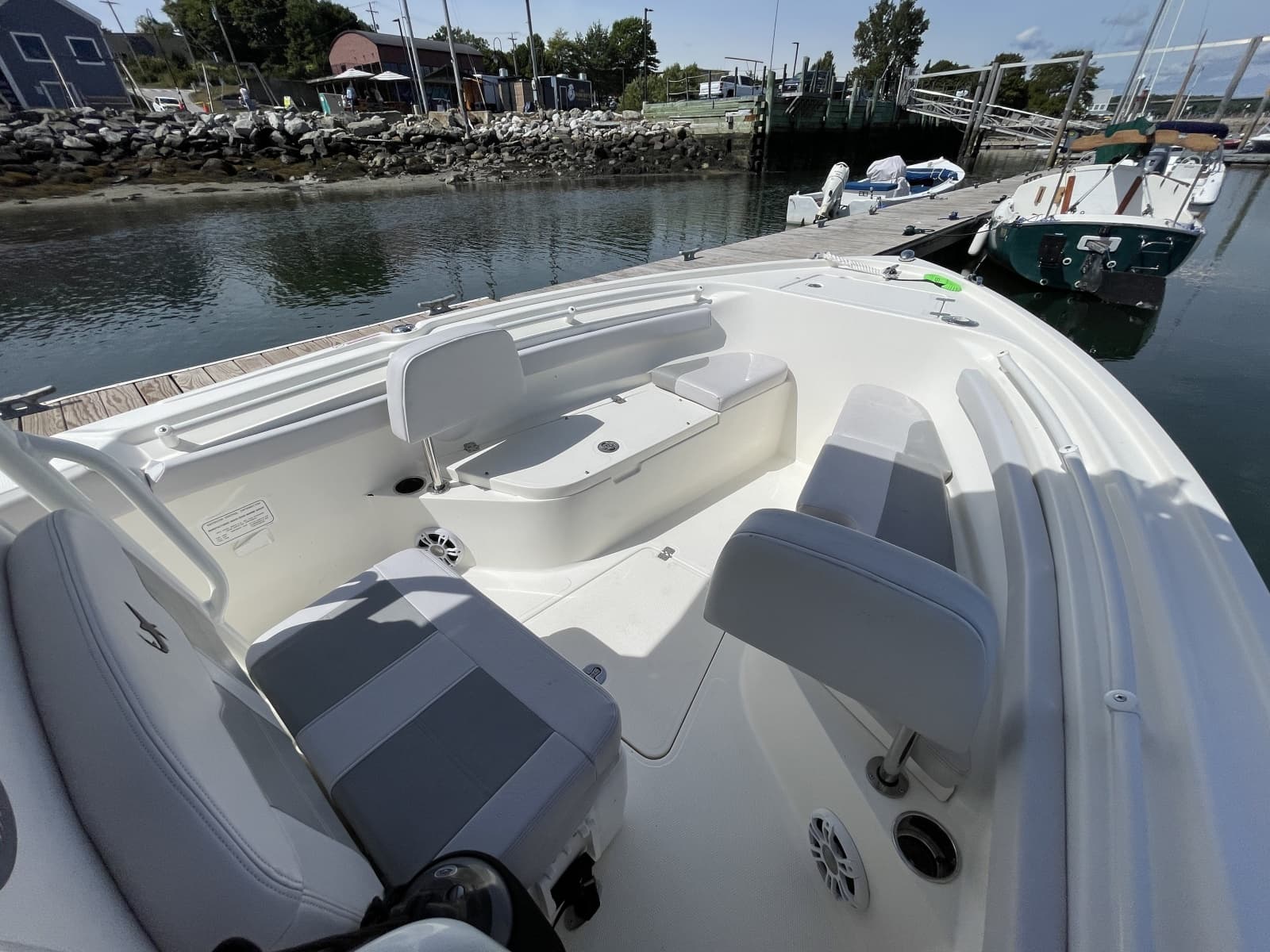 2023 Mako 214 CC - Photo 30