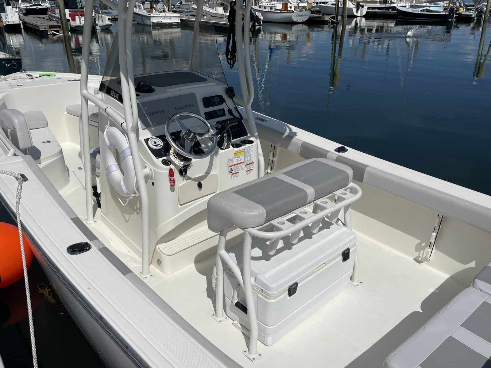 2023 Mako 214 CC - Photo 8