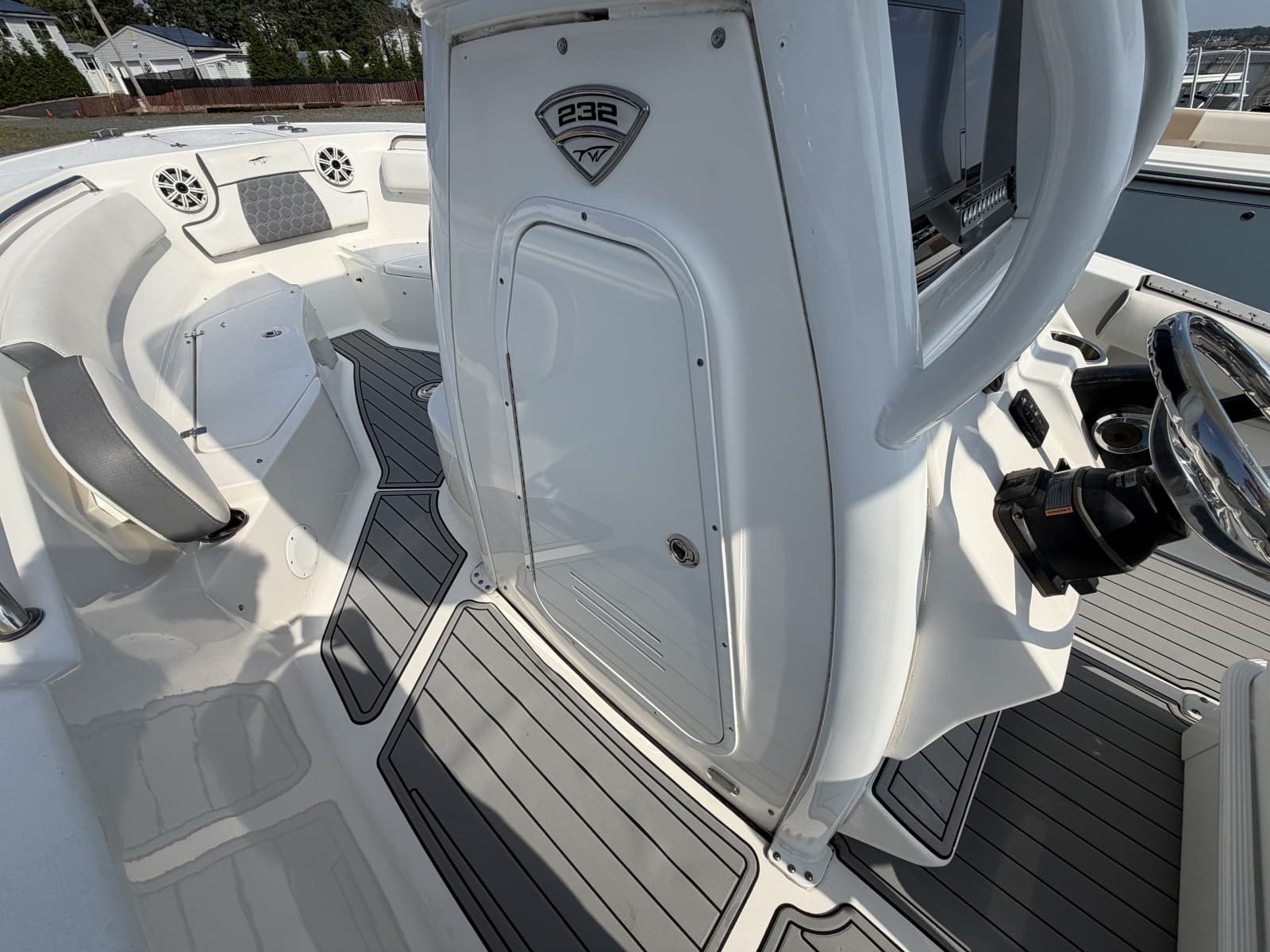 2018 Tidewater 232 LXF - Photo 11