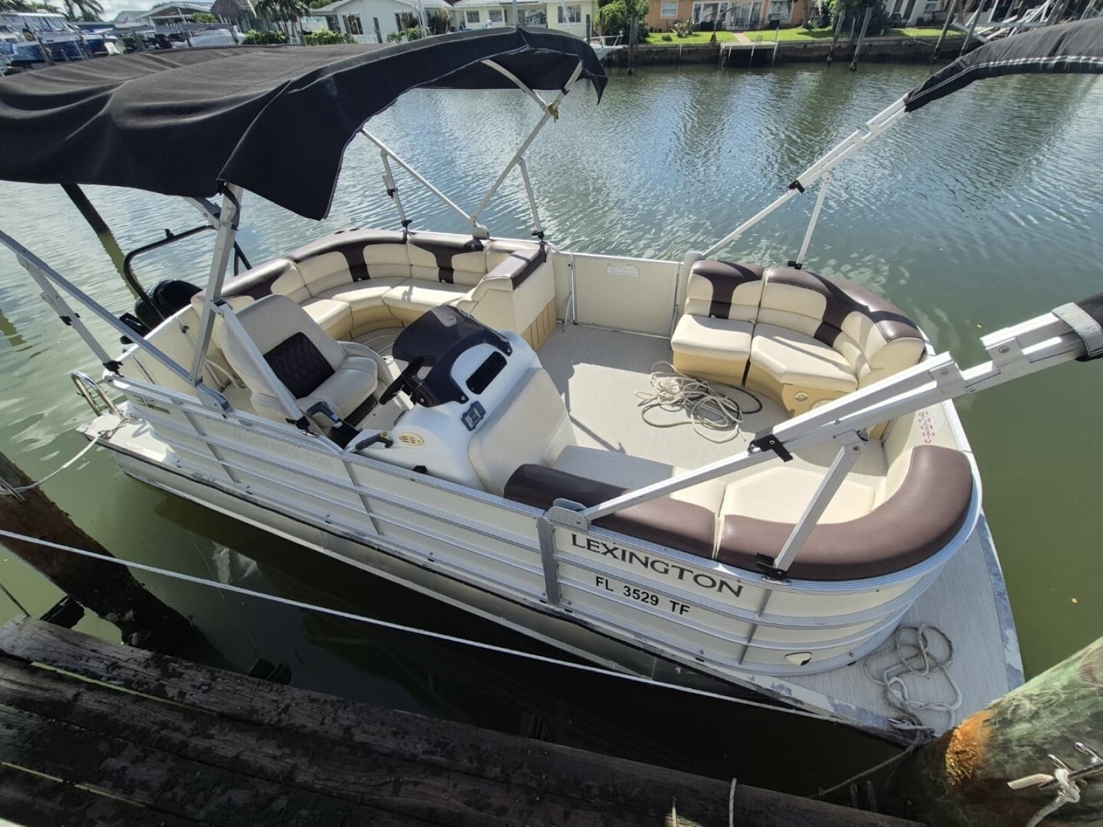 2022 Lexington 320 Pontoon - Photo 17