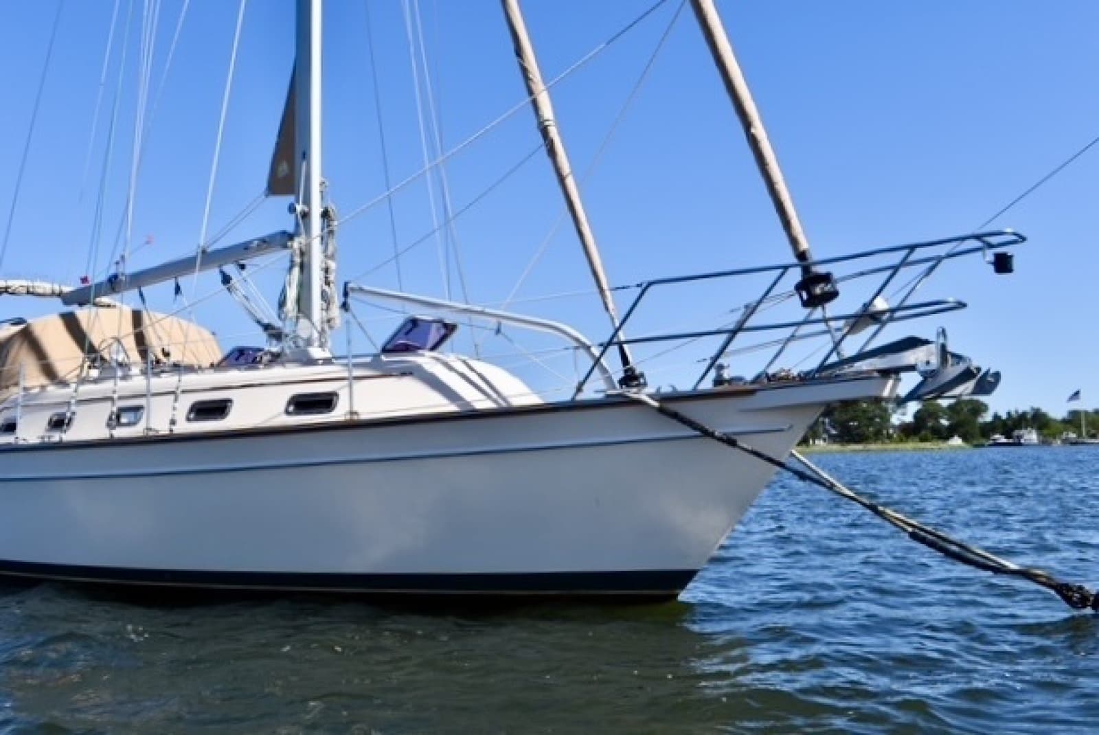 2004 Island Packet 370 - Photo 4