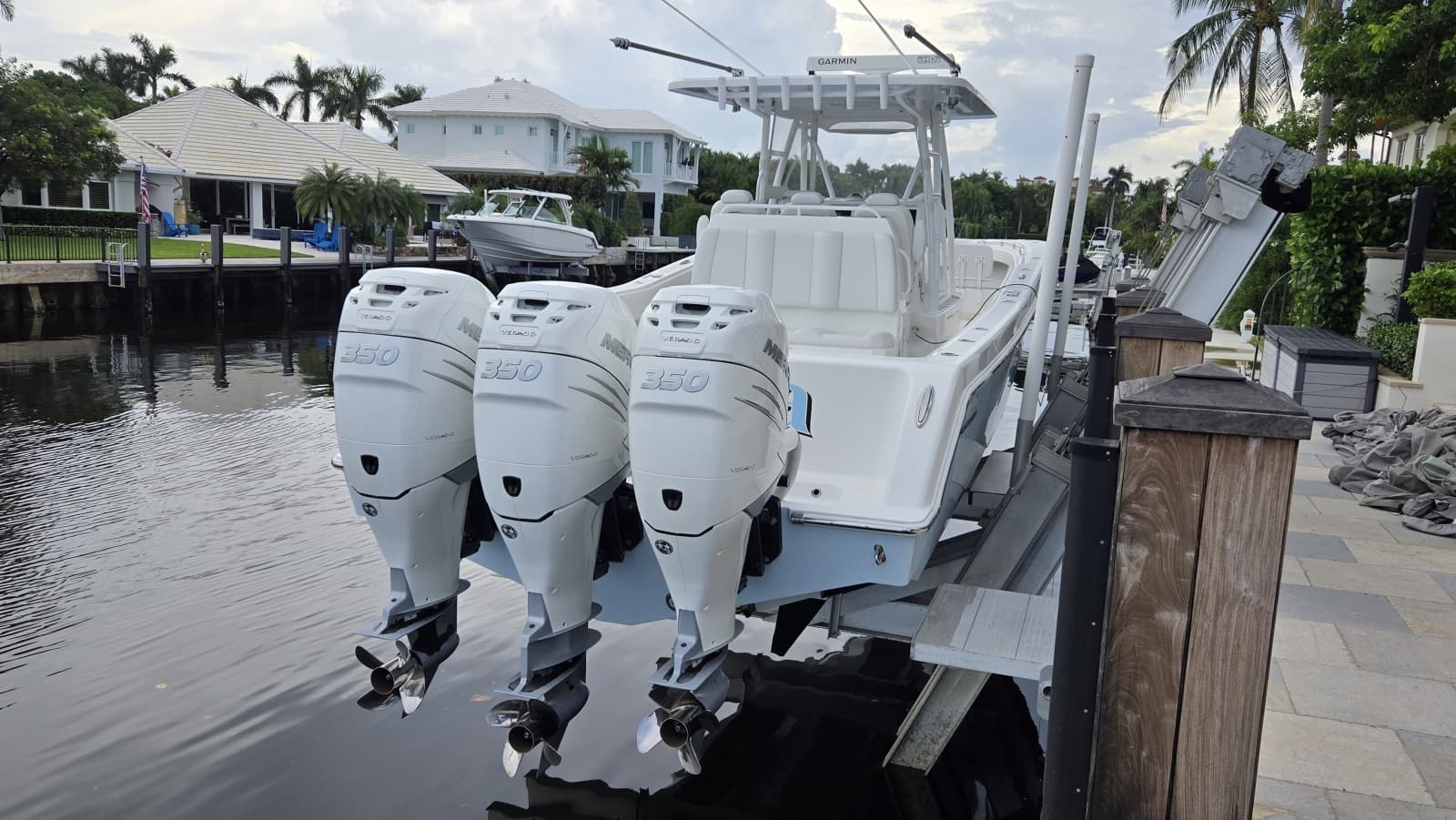 2018 Invincible 39 Open - Photo 7
