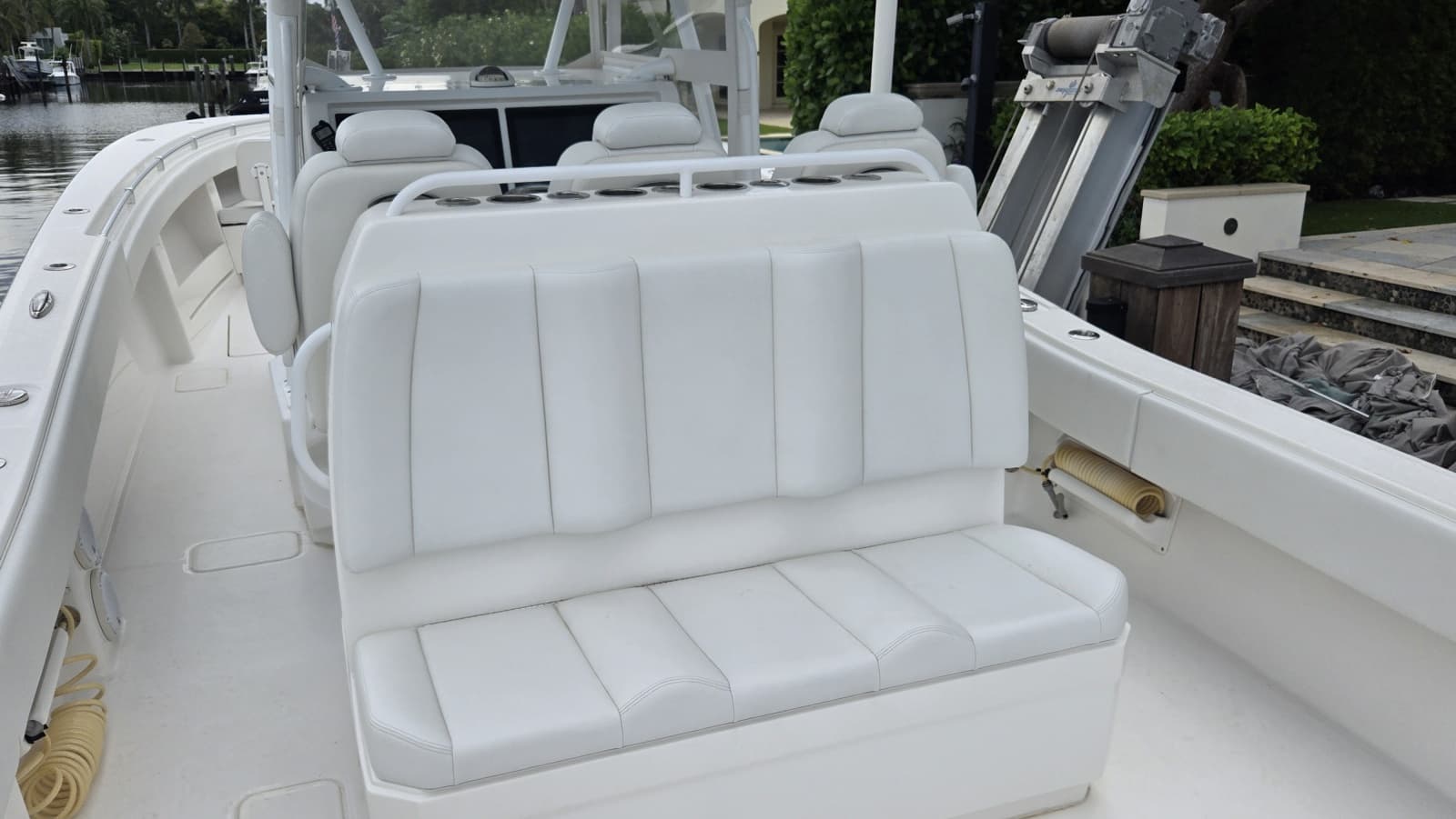 2018 Invincible 39 Open - Photo 17