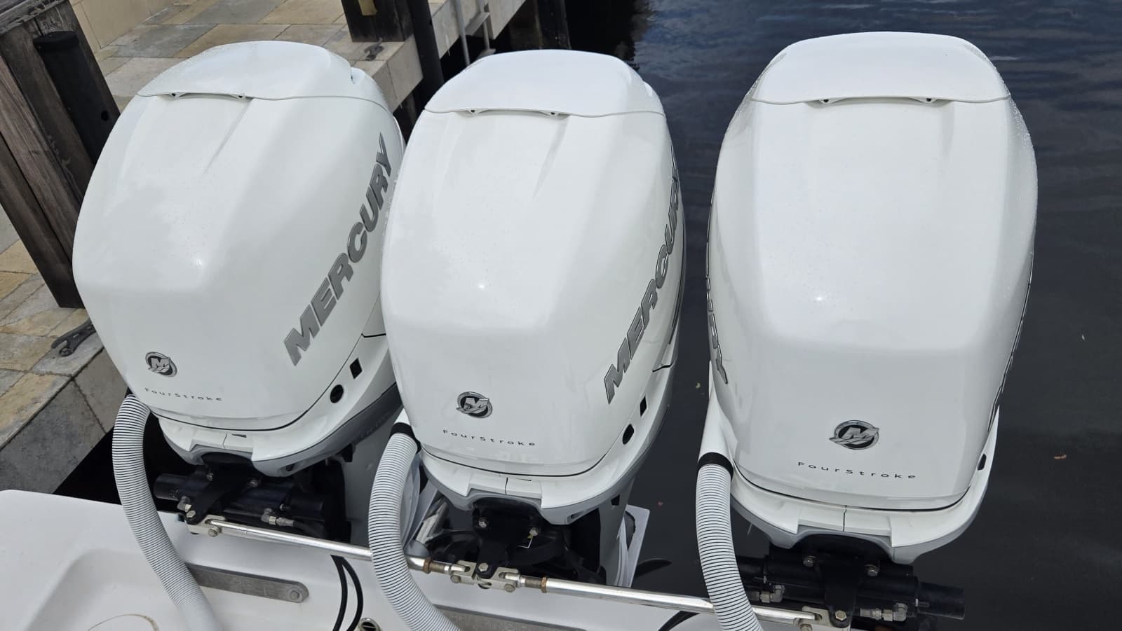 2018 Invincible 39 Open - Photo 27