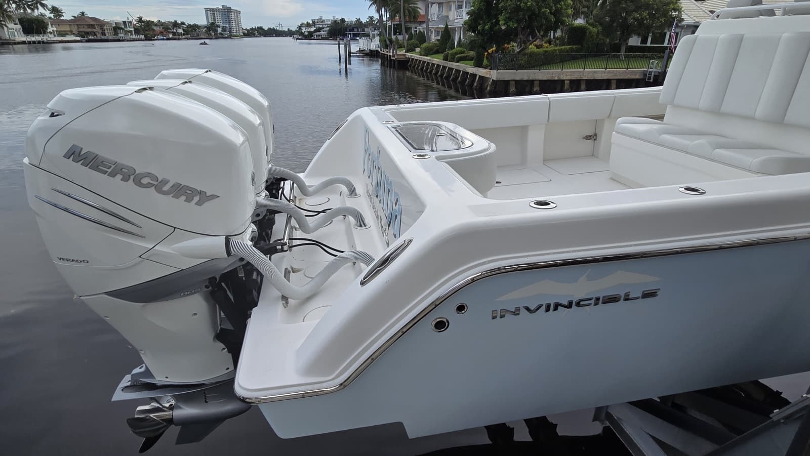 2018 Invincible 39 Open - Photo 4